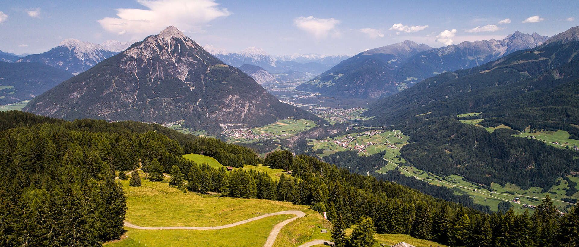 Blick ins Pitztal im Sommer
