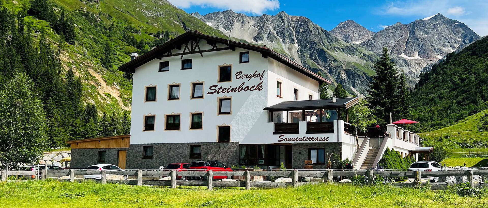 Apart Berghof Steinbock im Pitztal im Sommer