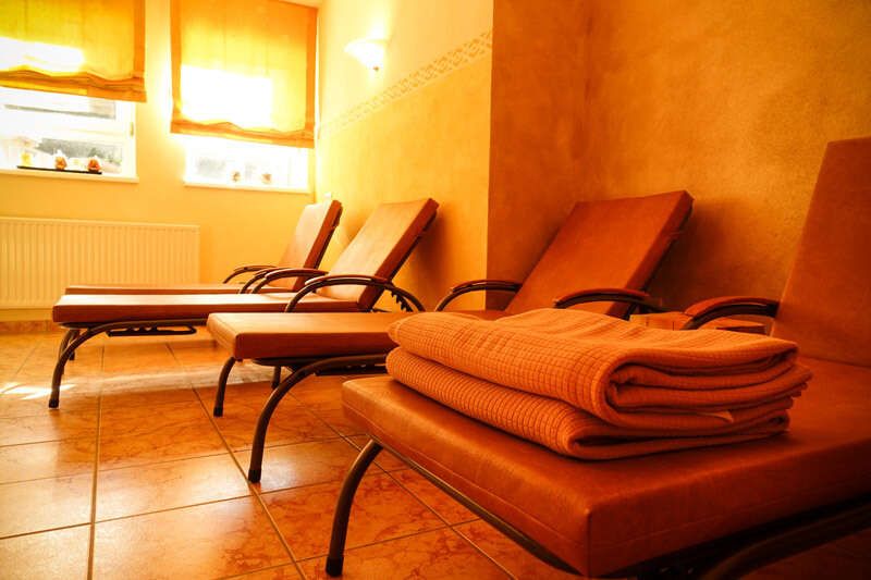 Wellnessbereich mit Ruheraum im Apart Berghof Steinbock in Tirol